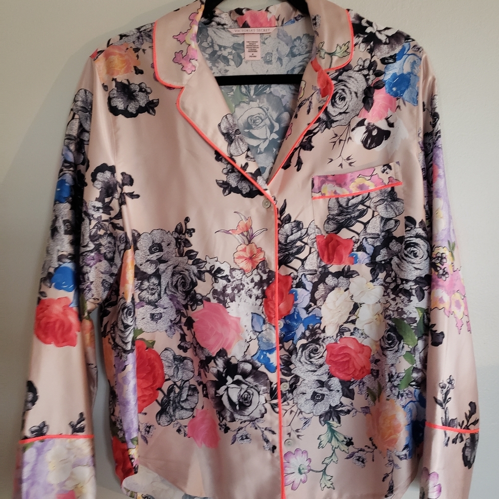 Victoria's Secret floral satin pajama top, size medium